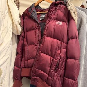 The North Face Women's Maroon Puffer Jacket